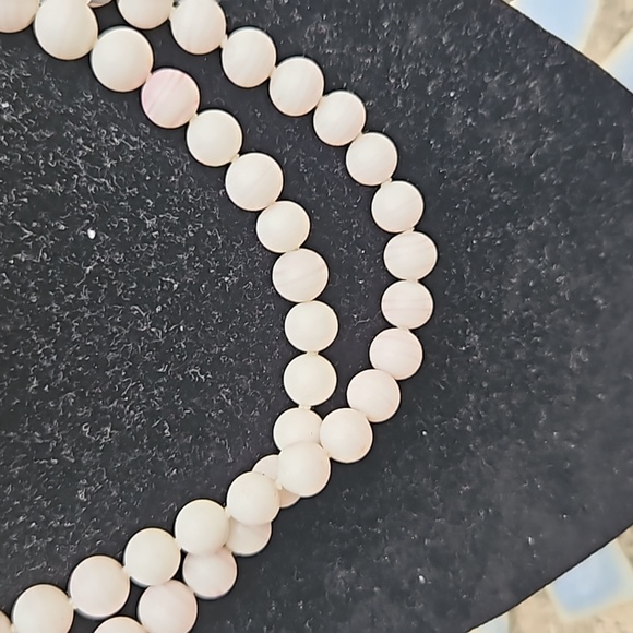 Vintage Striped Glass Beaded Necklace Double Strand Floral Clasp Pink/White W OS - Picture 3 of 5